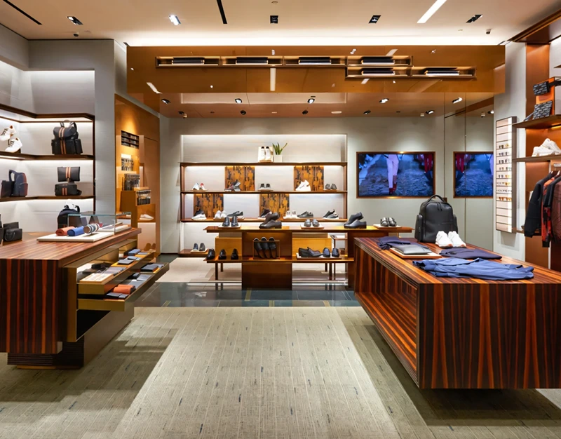 Commercial Outlet
